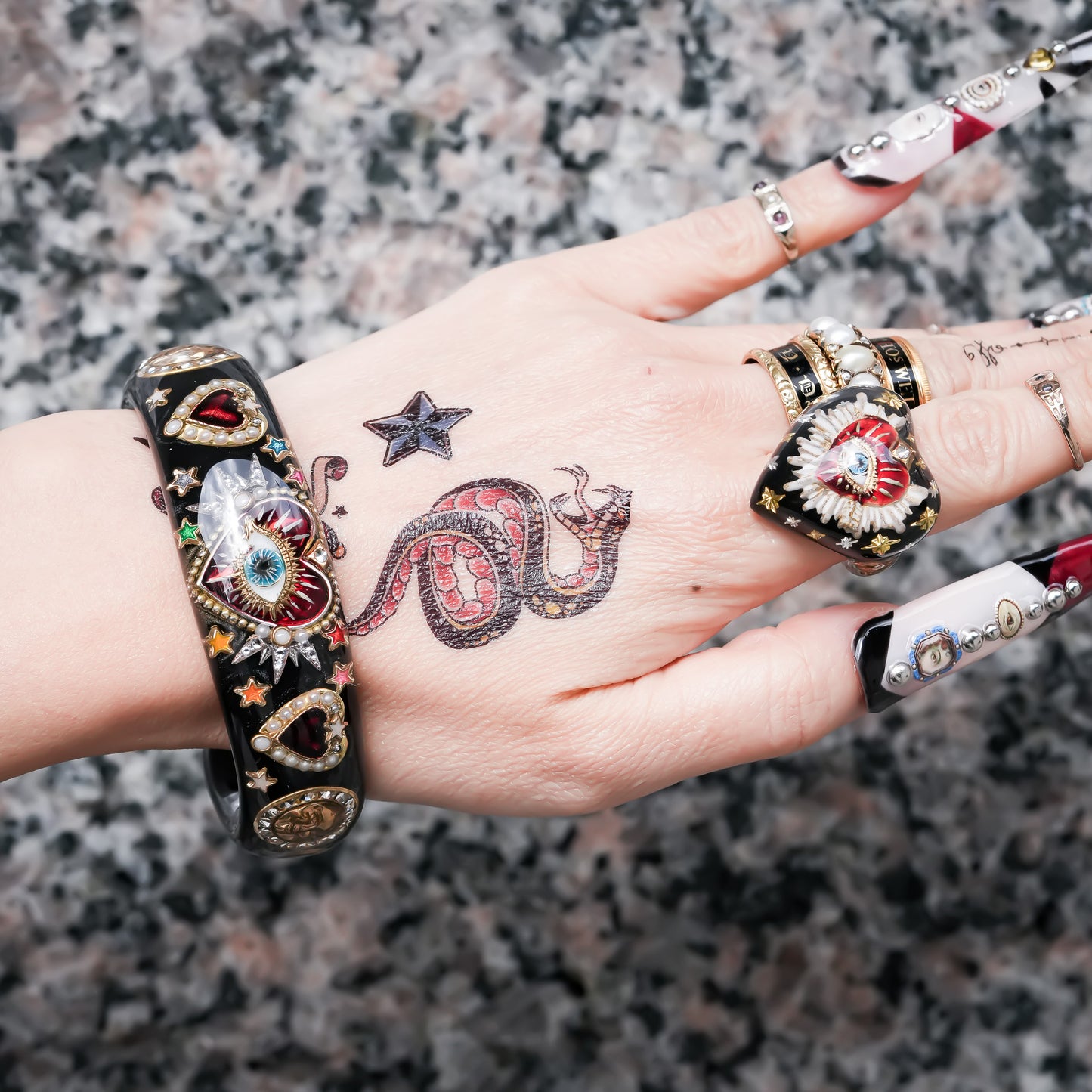 Sacred eye heart bracelet - black × rainbow