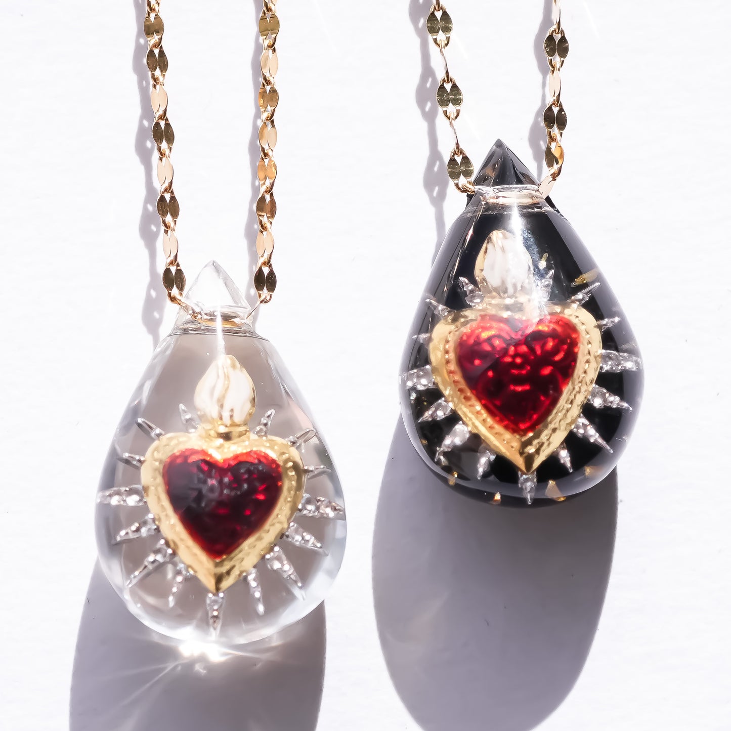 LOVE NECKLACE / DROP / CRYSTAL / BLACK