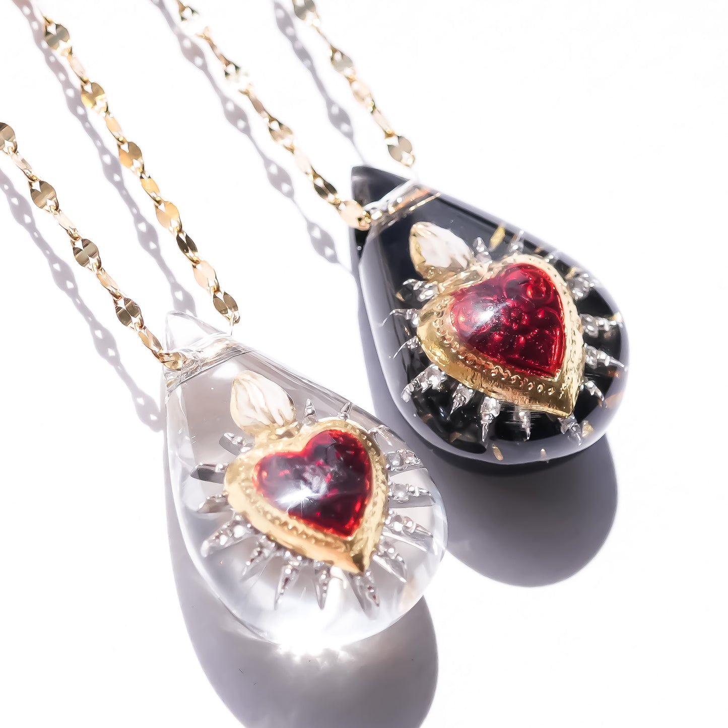 LOVE NECKLACE / DROP / CRYSTAL / BLACK