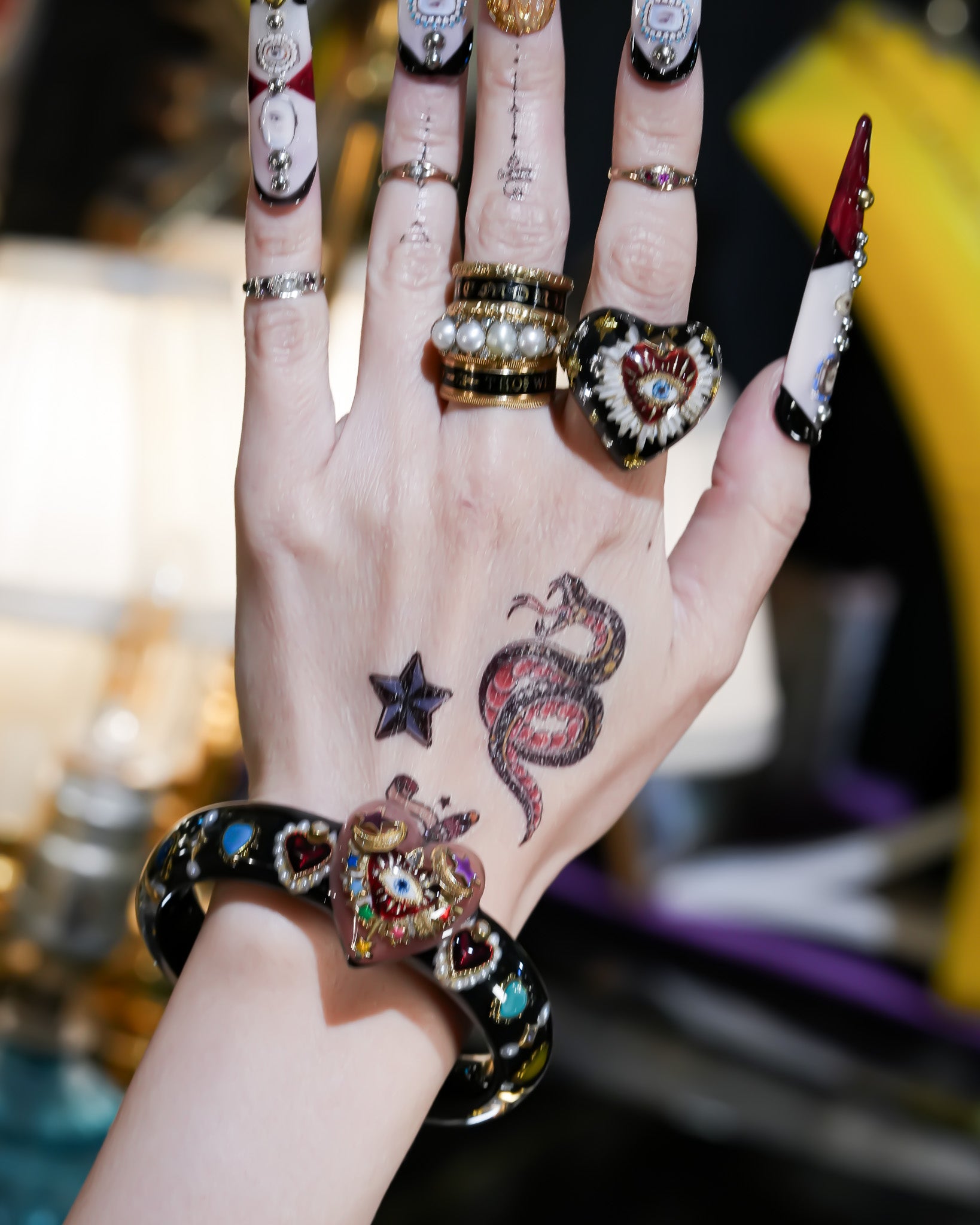 Mystic eye heart bracelet - black × smoky pink – RUKA