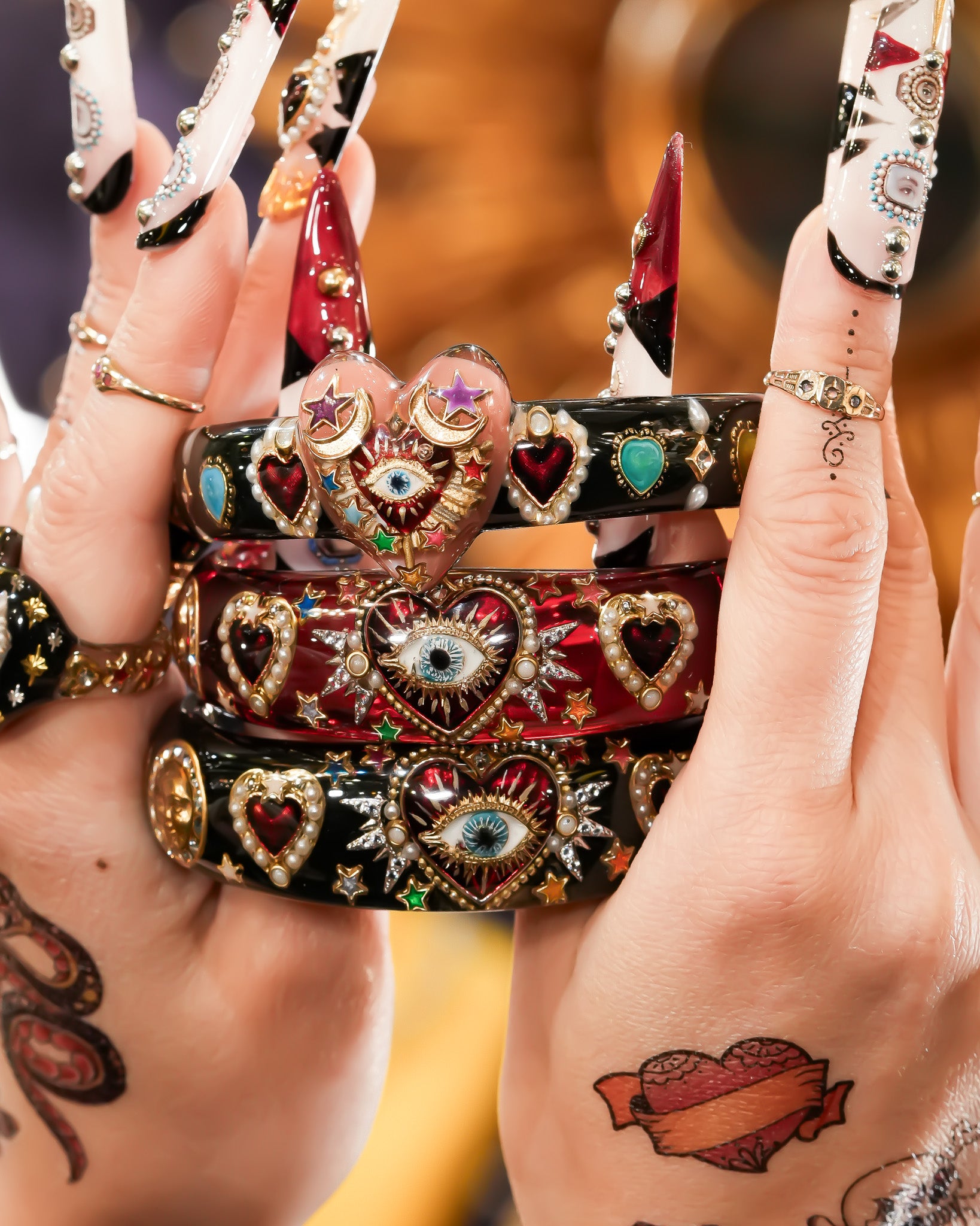 Mystic eye heart bracelet - black × smoky pink – RUKA