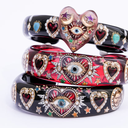 Sacred eye heart bracelet - red × rainbow
