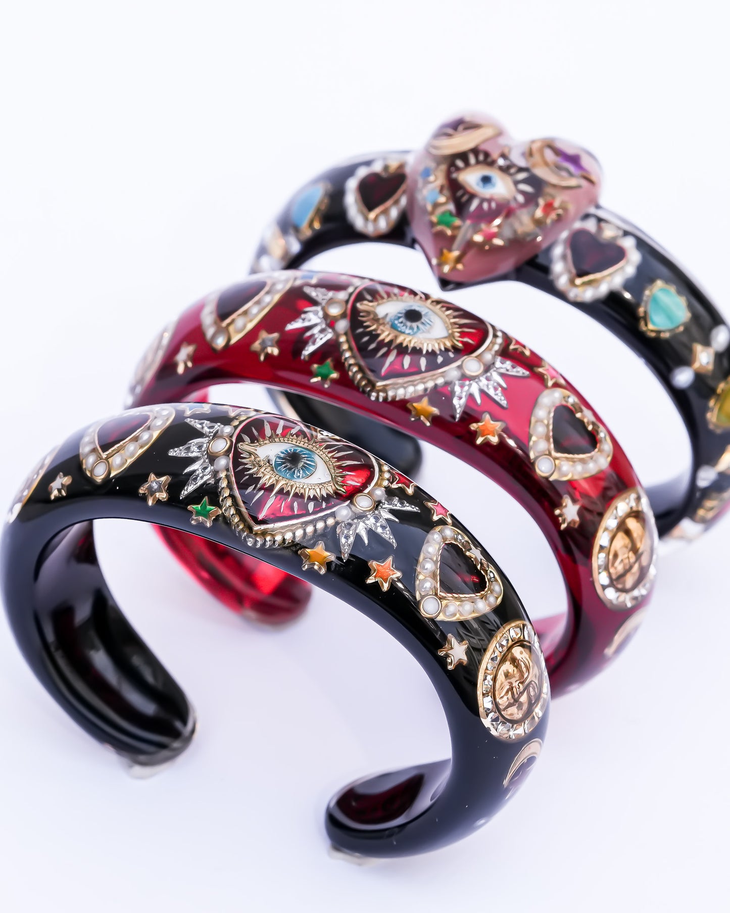 Sacred eye heart bracelet - red × rainbow