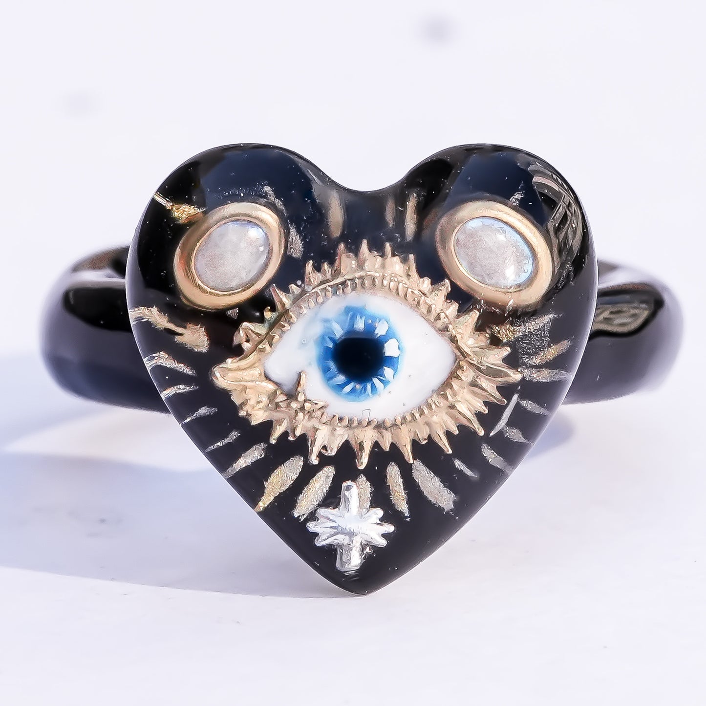 Sacred eye heart ring - black × pearl / ＃11