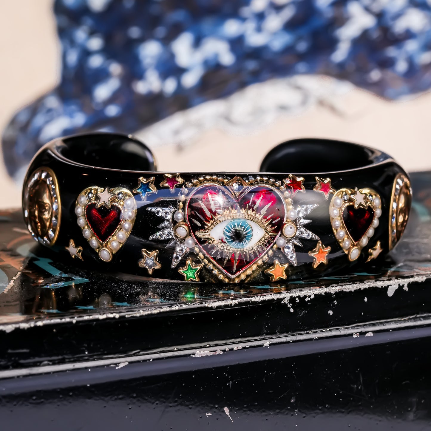 Sacred eye heart bracelet - black × rainbow