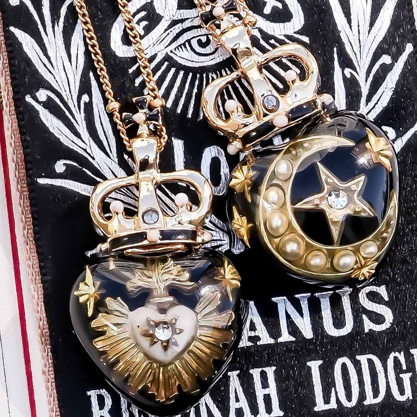 Royal moon star heart necklace - black × gold