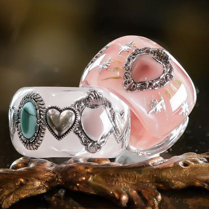 LOVE EARCUFF / HEART / SMOKY PINK