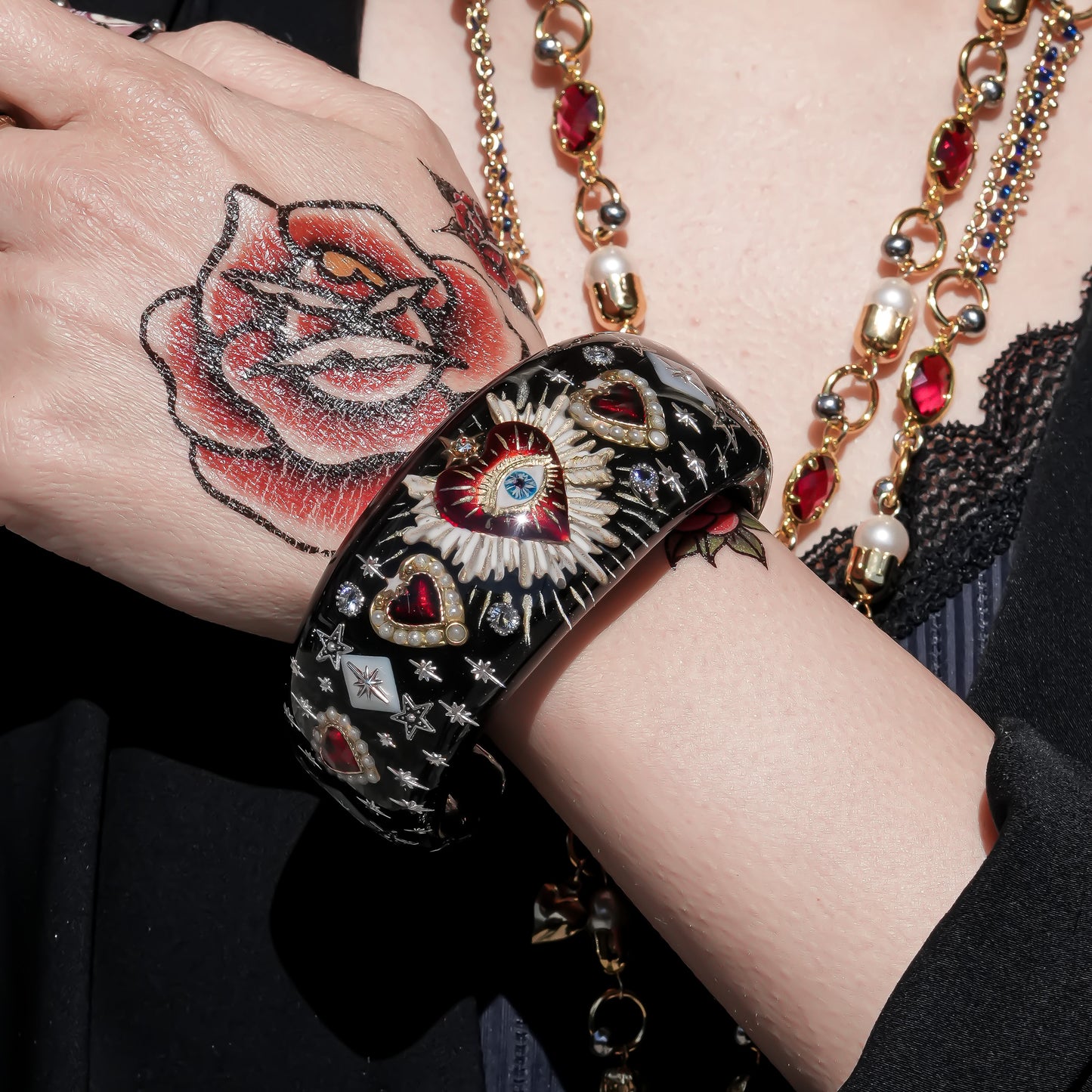 Sacred heart eye bracelet - Black×Red / Medium