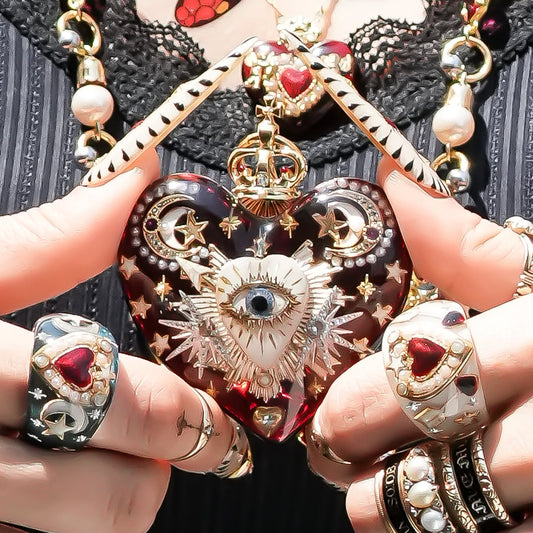 LOVE NECKLACE / EYE / HEART / RED