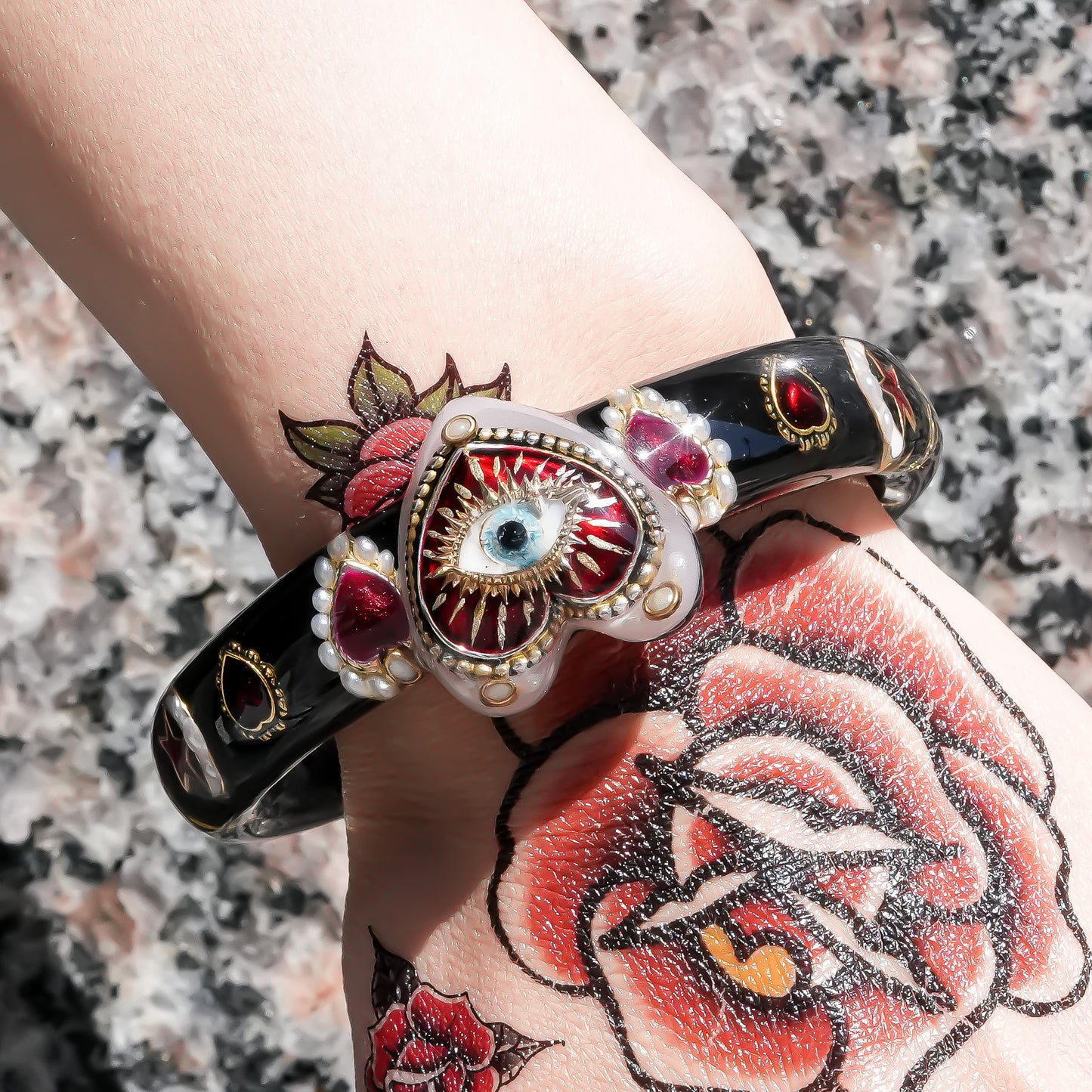 Mystic eye heart bracelet - black × red