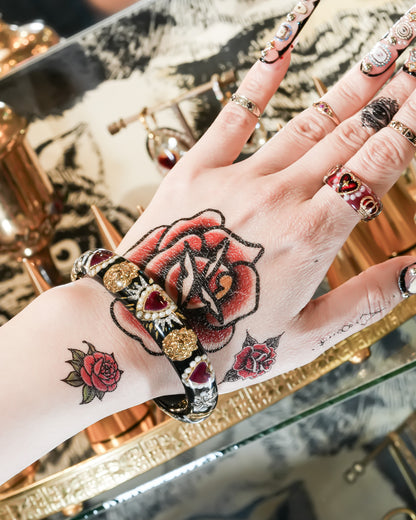 Sacred lion heart bracelet - black×Red