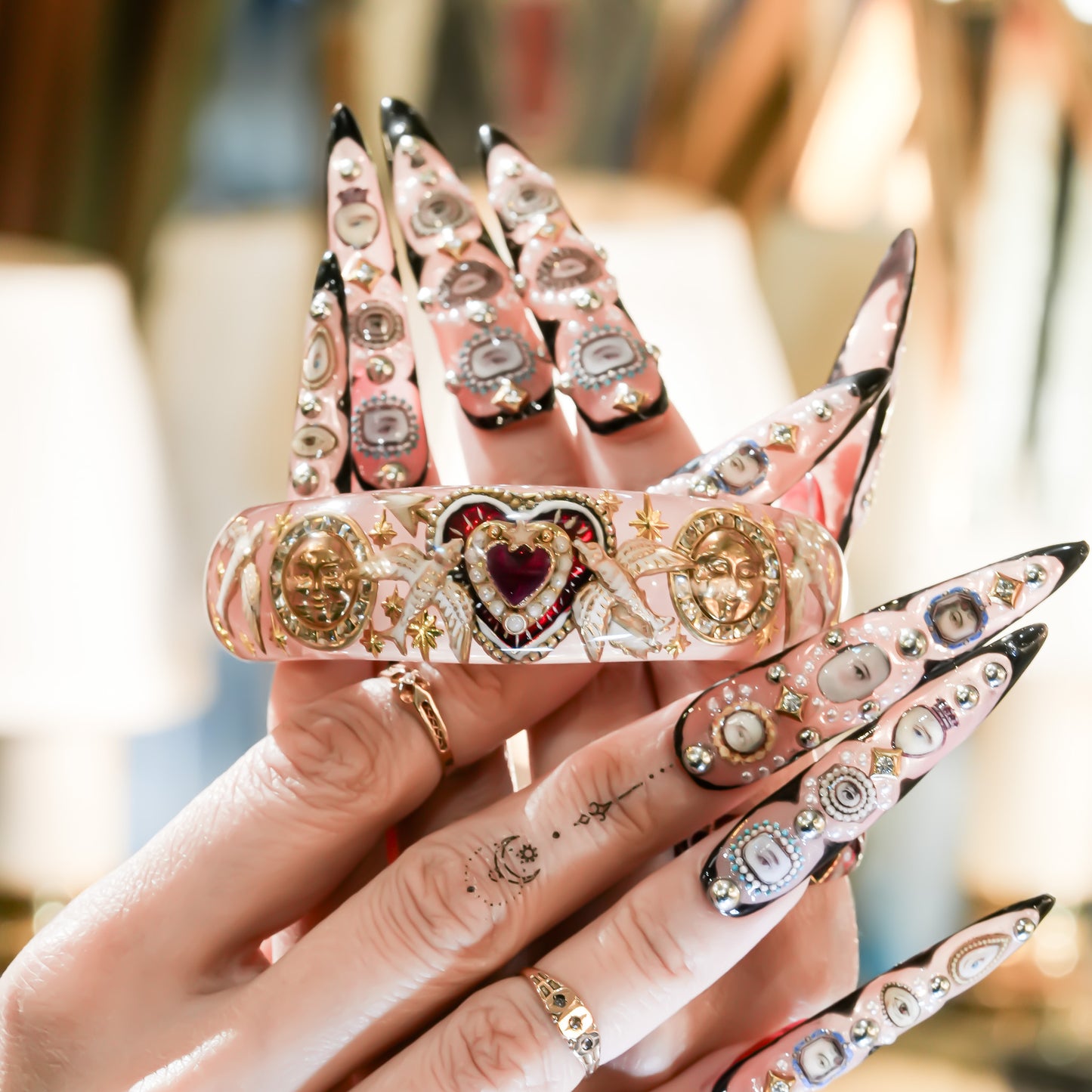 Lucky swallow heart bracelet – Smoky pink×Red