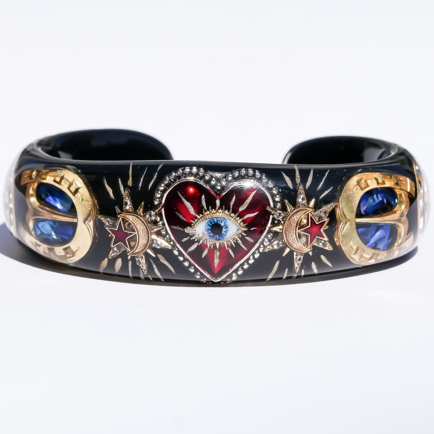 Heart of destiny bracelet with eye & horseshoe – Black×Red