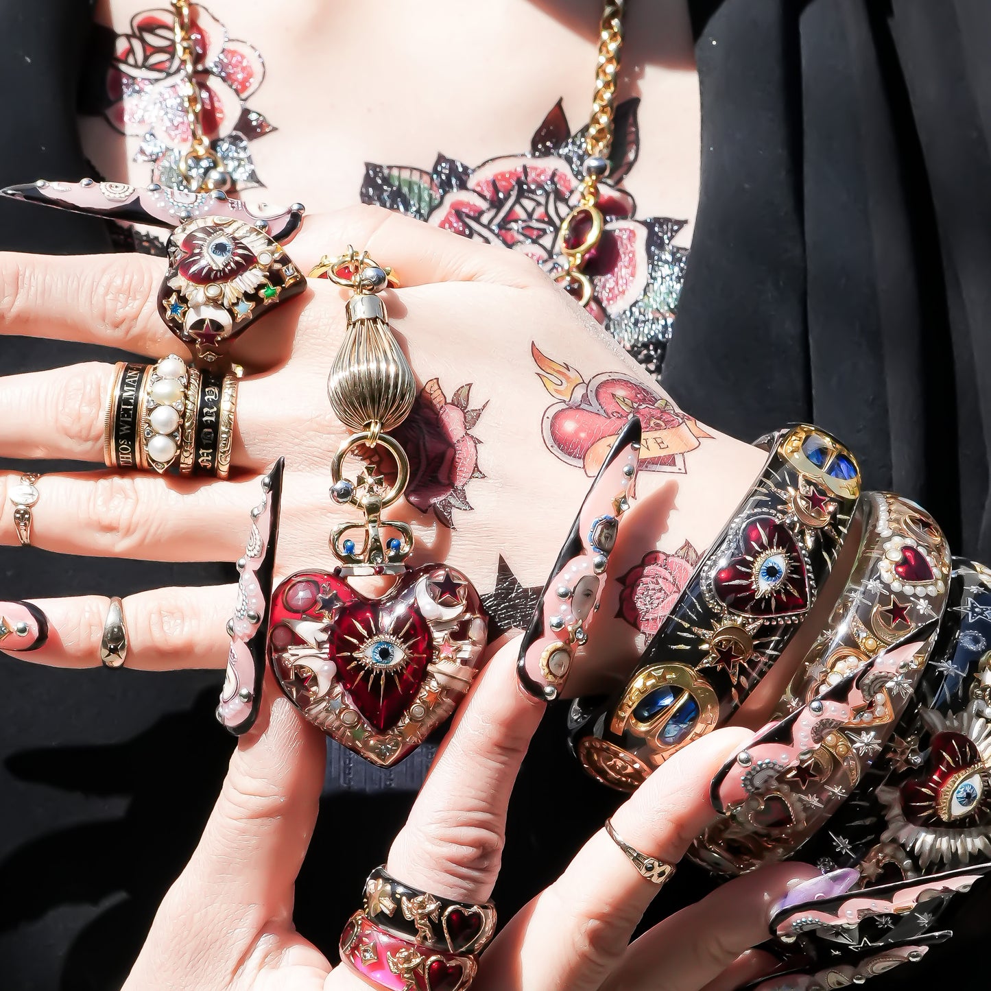 Sacred Heart Eye Necklace - Red × Red × Rainbow / Medium