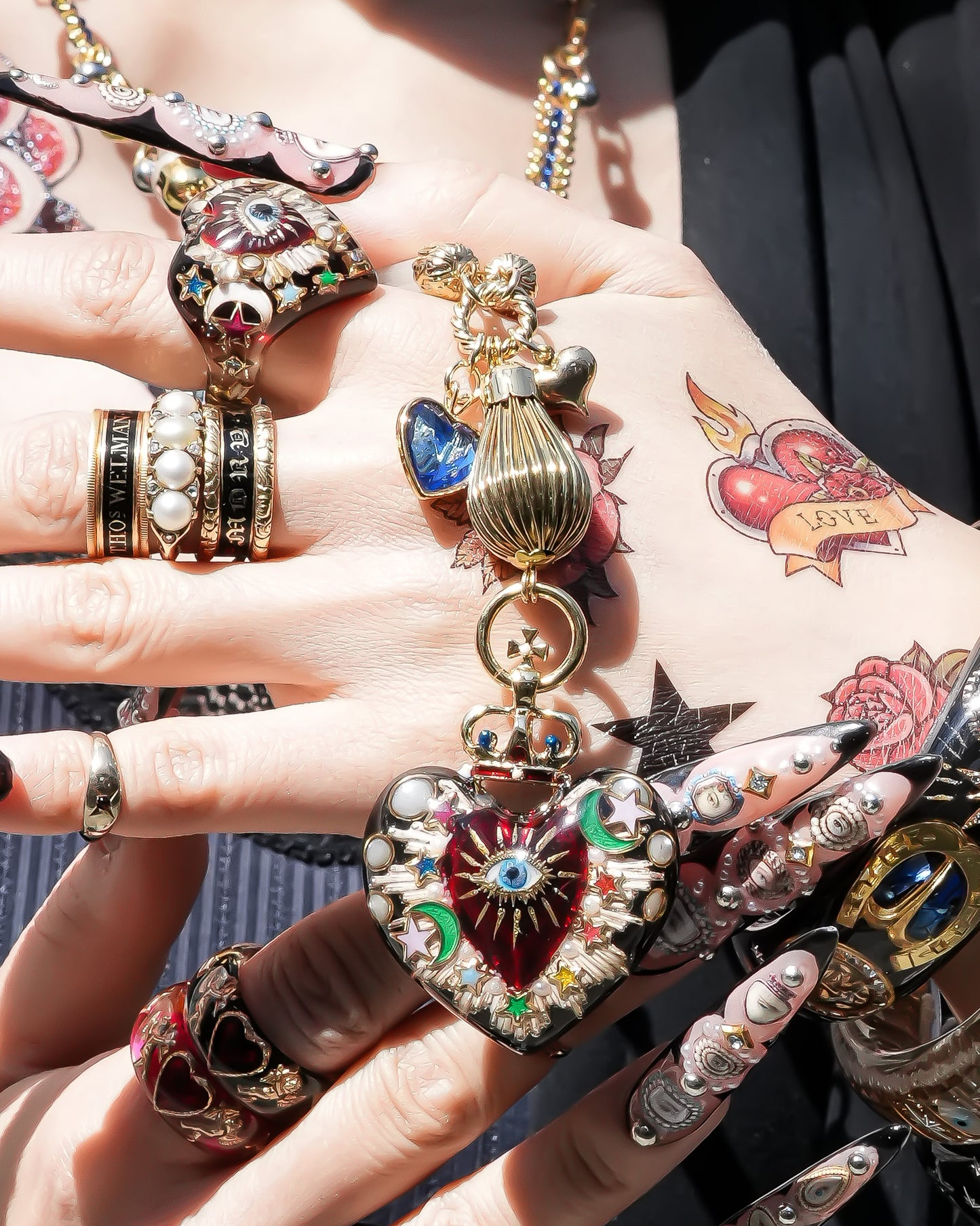 Sacred Heart Eye Necklace - Black × Red × Rainbow / Medium