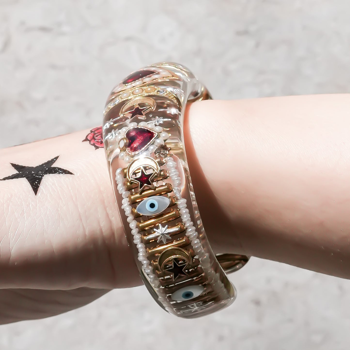 Celestial sacred heart bracelet – Clear×Red