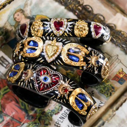 Golden heart & horseshoe bracelet – Black×Gold