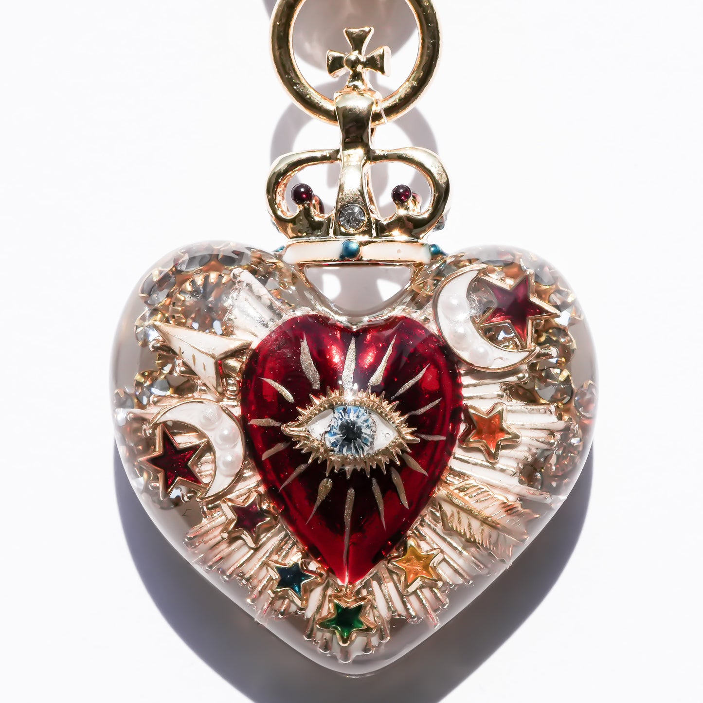 Sacred Heart Eye Necklace - Clear × Red × Rainbow Arrow / Medium