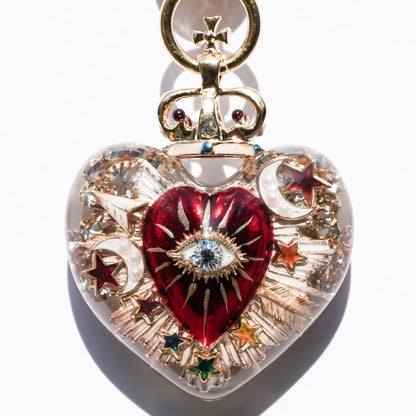Sacred Heart Eye Necklace - Clear × Red × Rainbow Arrow / Medium