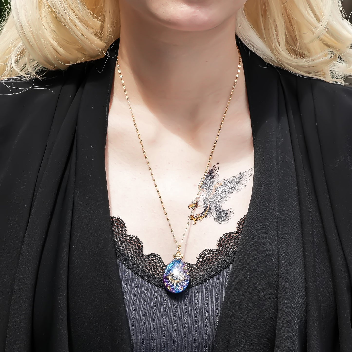 Galaxy eye drop necklace -blue