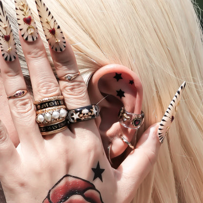LOVE EARCUFF / HEART / CLEAR
