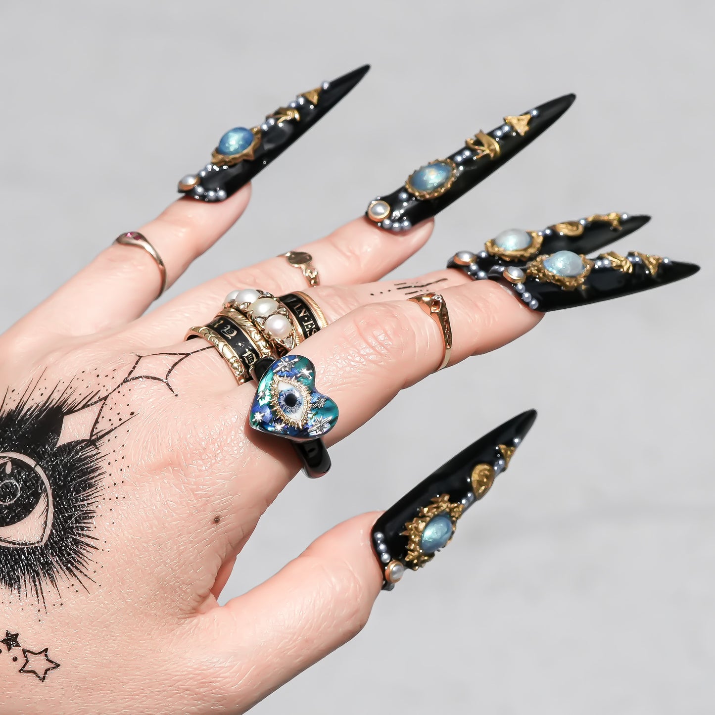 Sacred heart eye small ring - blue / #13