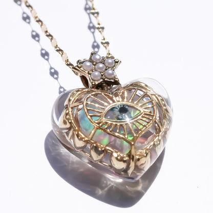 Aurora opal heart eye necklace -clear