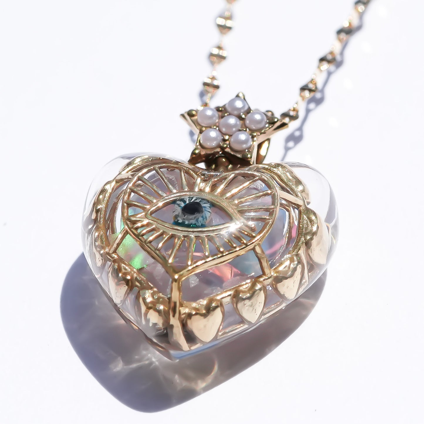 Aurora opal heart eye necklace -clear