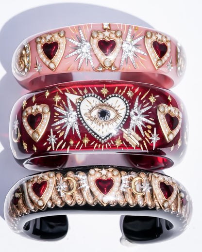 LOVE BRACELET / WHITE HEART / EYE / RED