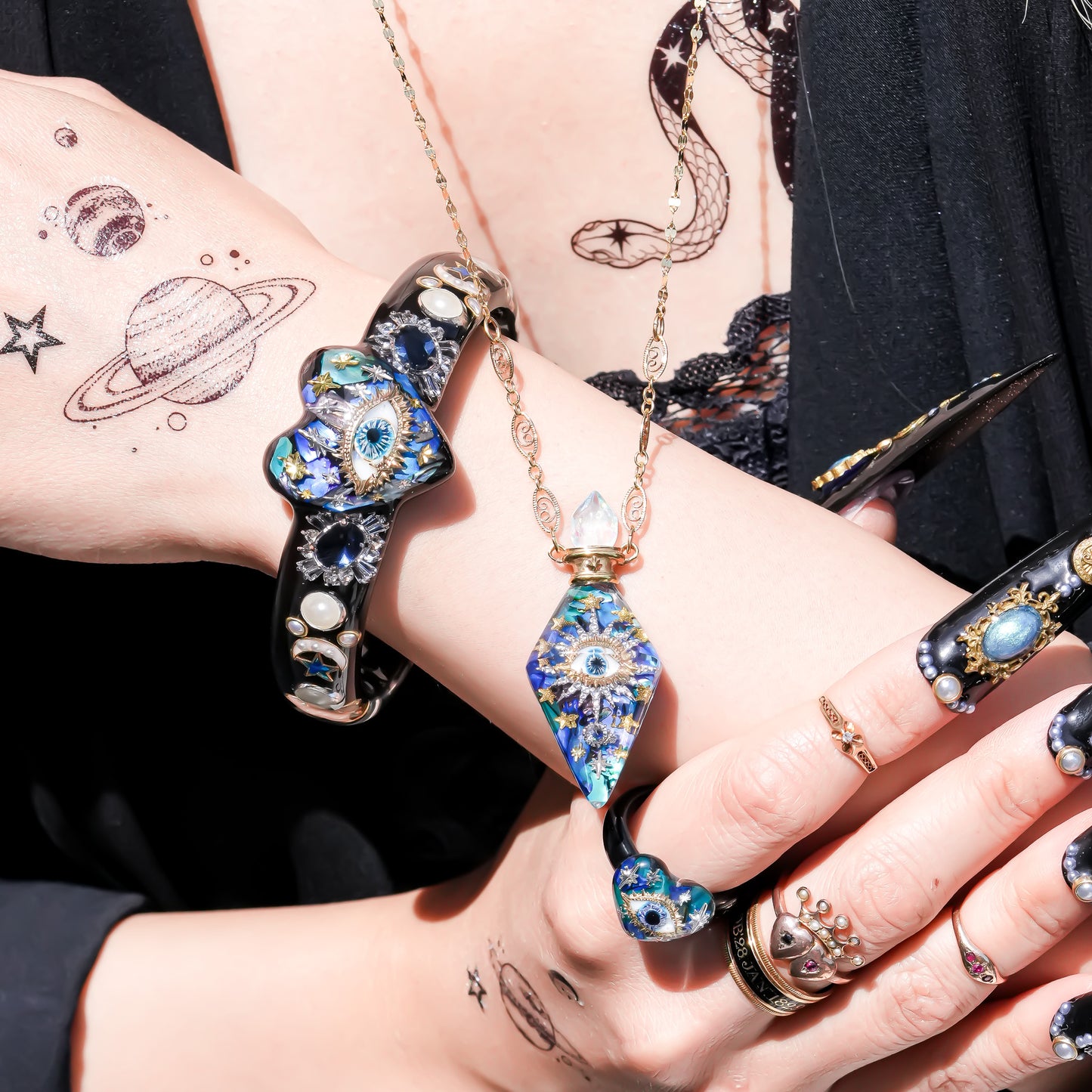 Magic essence bottle necklace -Blue green