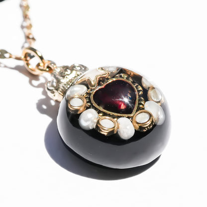 Miniature Ornament Necklace / Heart / Black