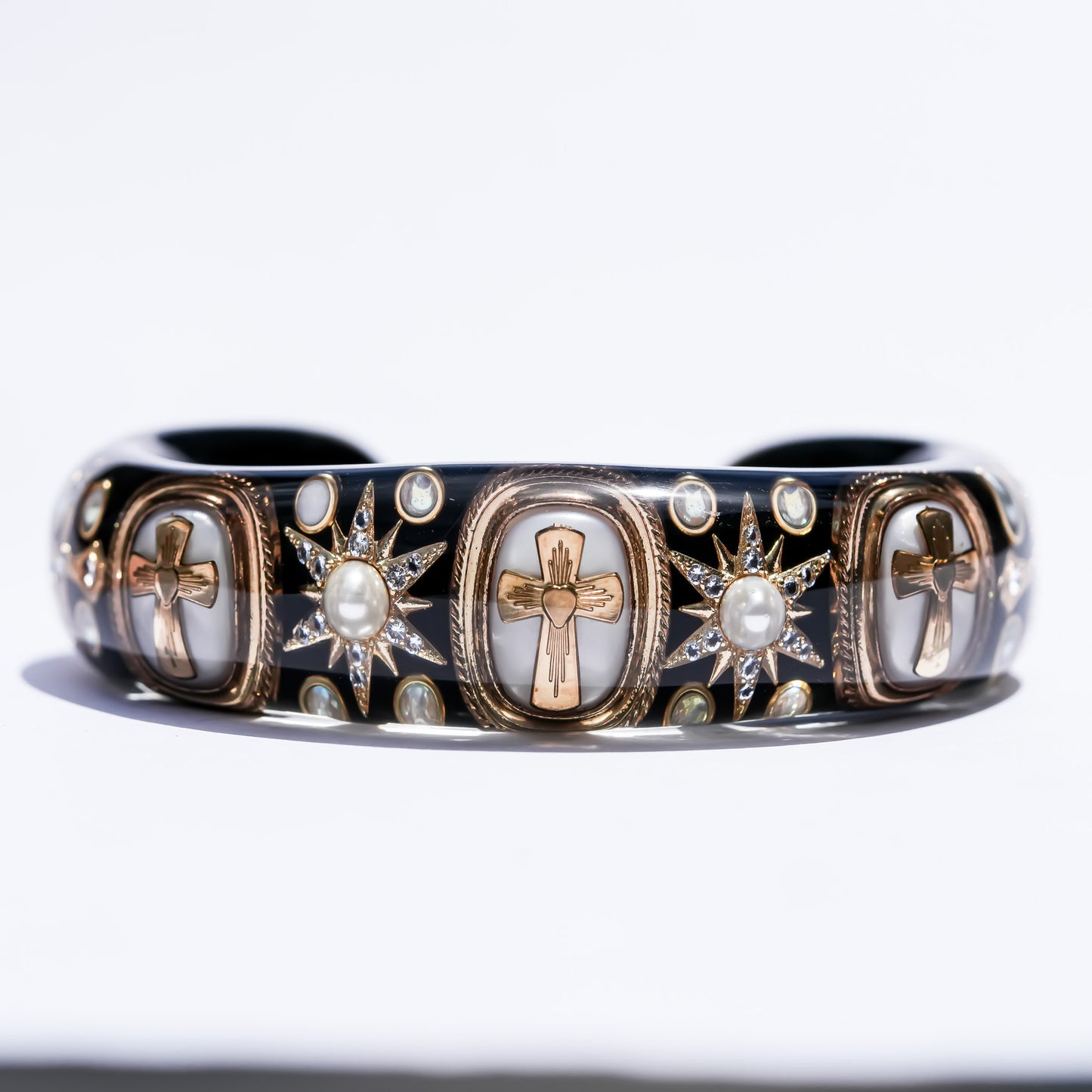 Sacred Cross Bracelet - Black × Pearl × Gold