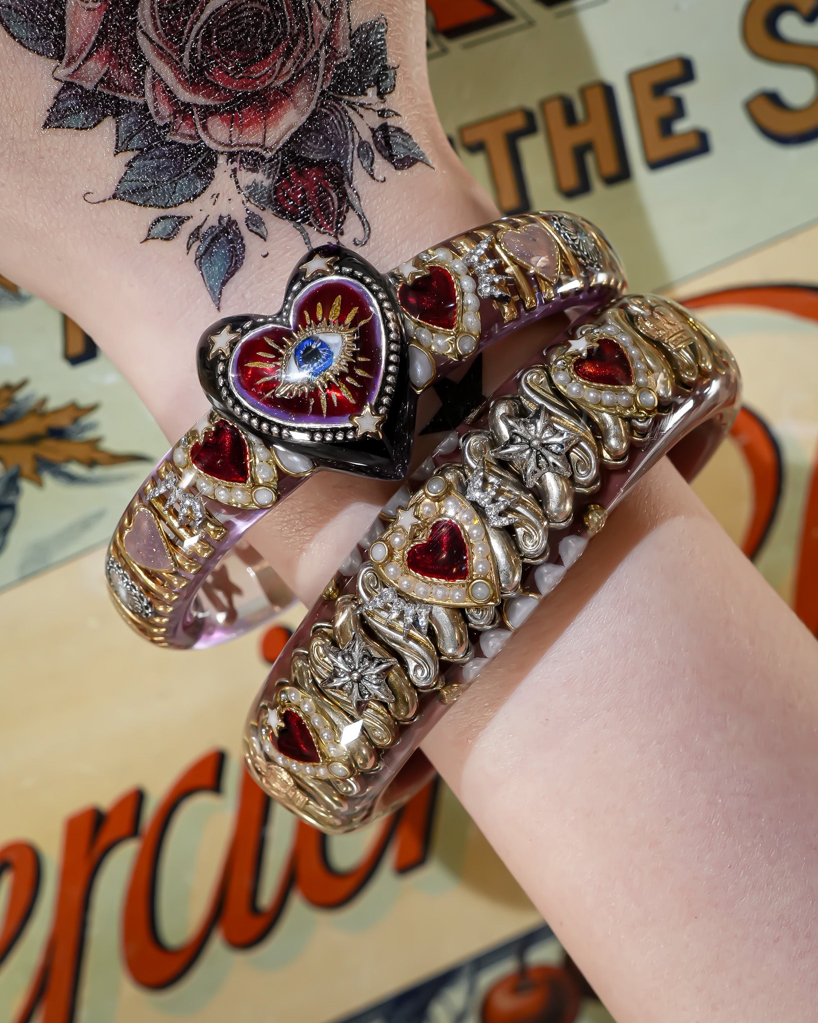 RUKA バングル　フラワー　アンティークパーツ RUKA バングル ブレスレット 宝石 ジュエリー アンティーク 花