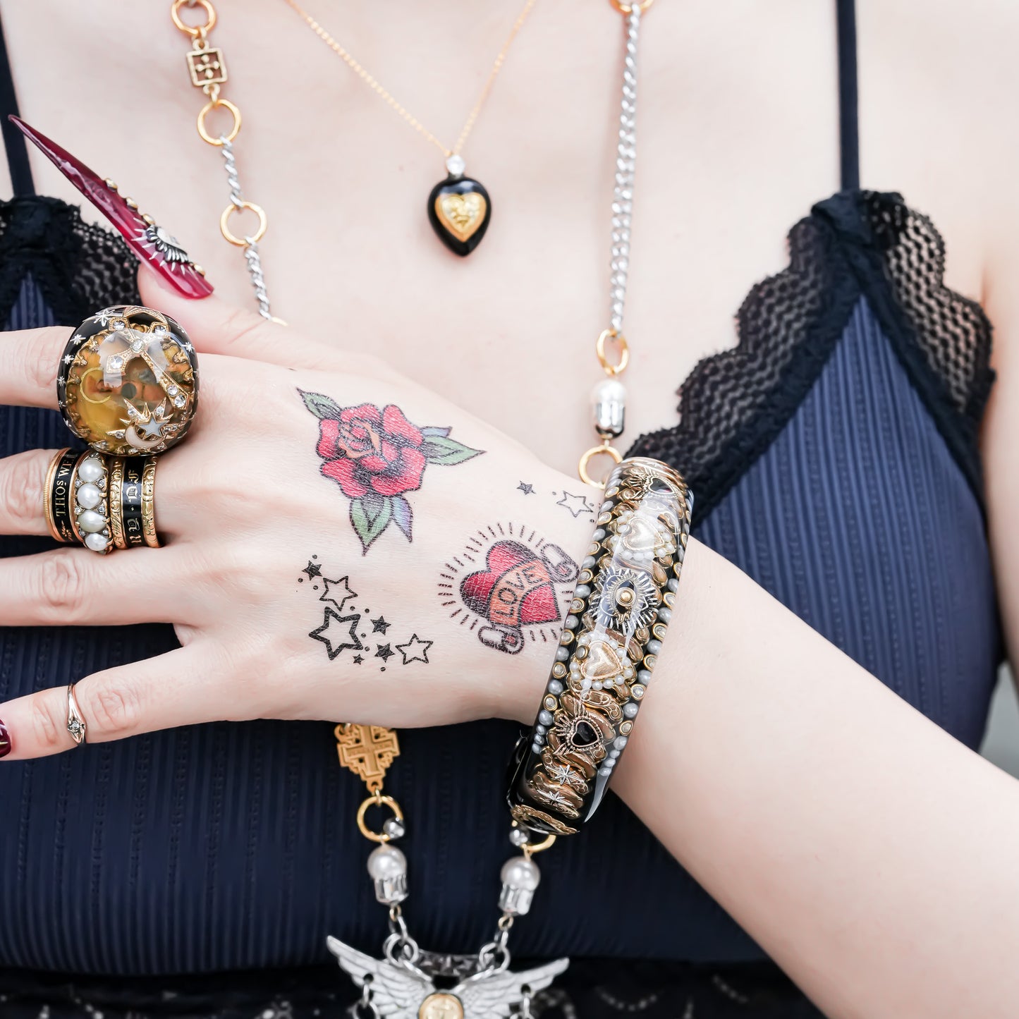 Sweetheart Heirloom Bracelet - Black