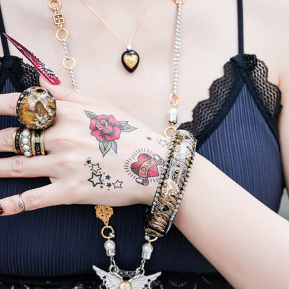 Sweetheart Heirloom Bracelet - Black