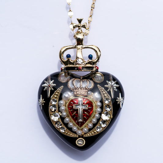 Crowned Sacred Heart Necklace - Black × Red