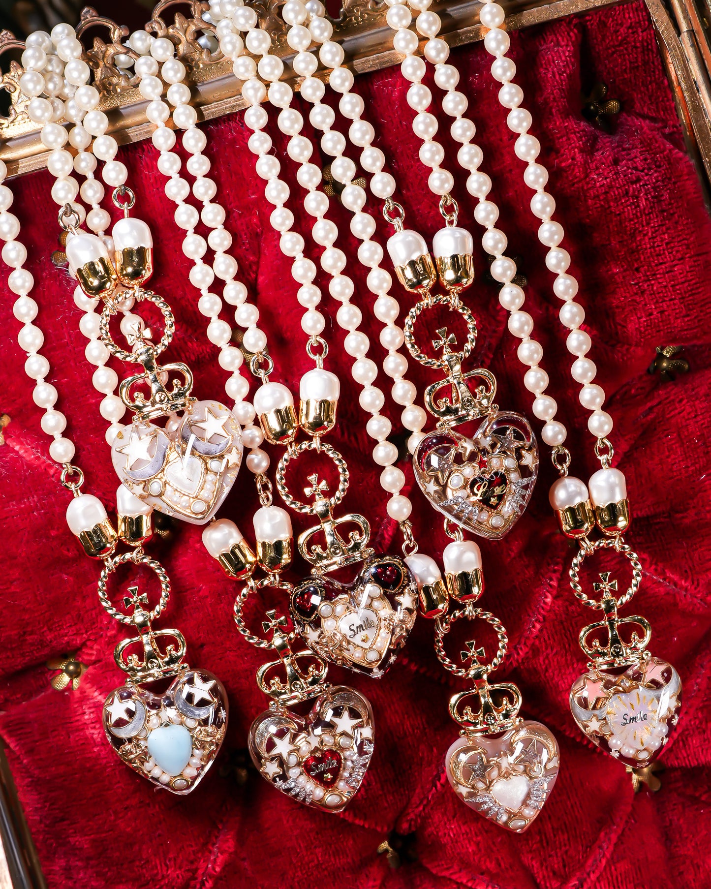 Crown Heart Majolica Pearl Necklace - Turquoise