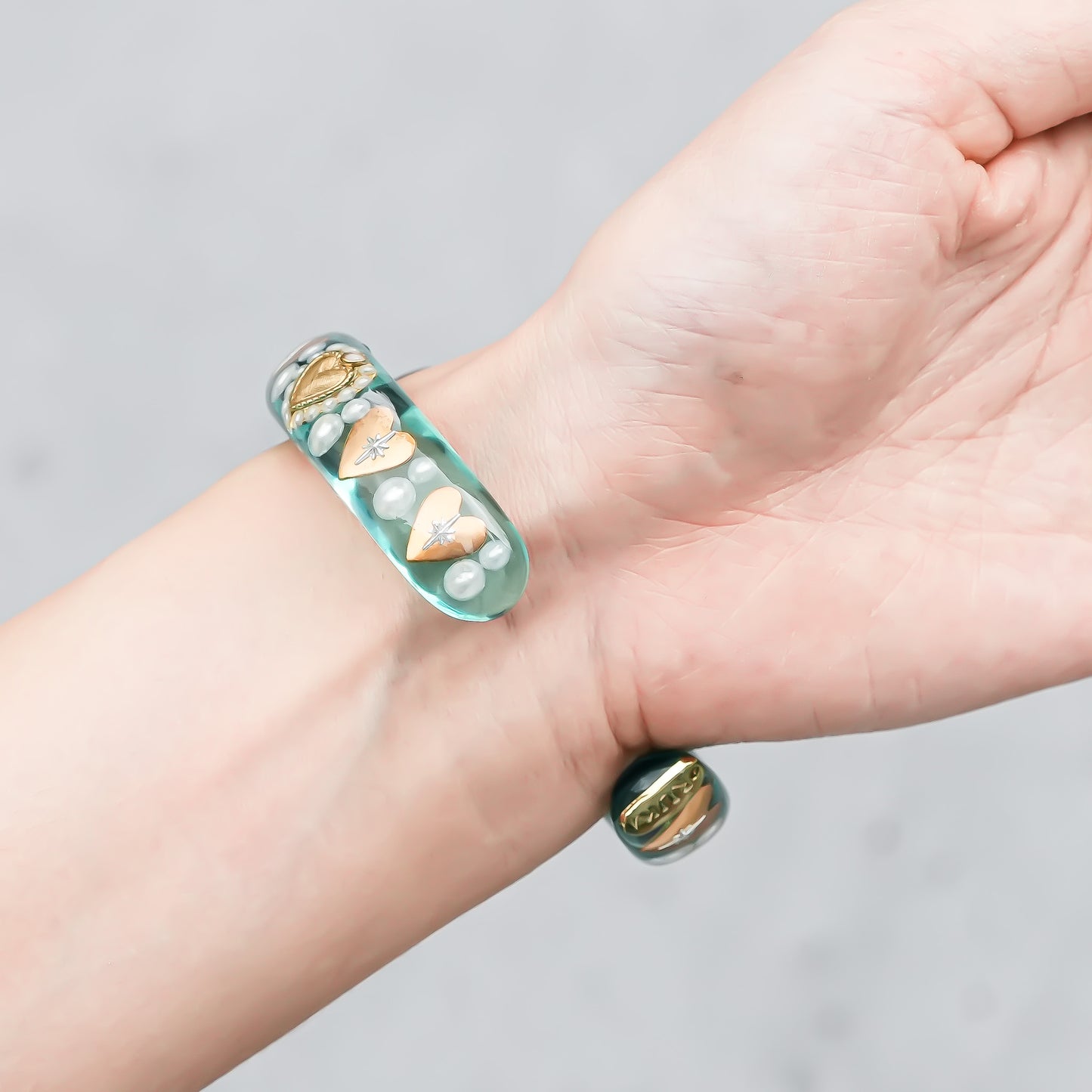 Sacred Heart Eye Bracelet - Smoky Pink × Mint Green