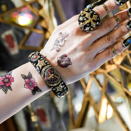 Sacred Heart Star Bracelet - Black × Red