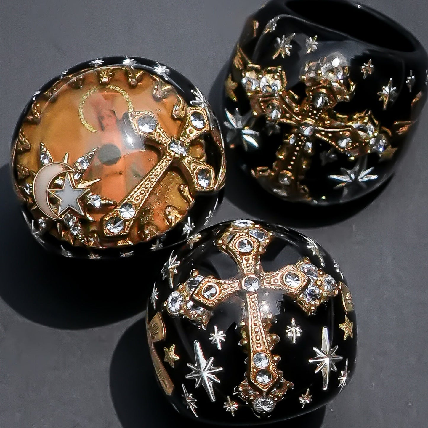 Midnight Madonna Ring - Black × Gold / #16