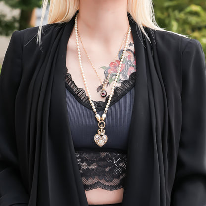 Crown Heart Majolica Pearl Necklace - Smoky White 2