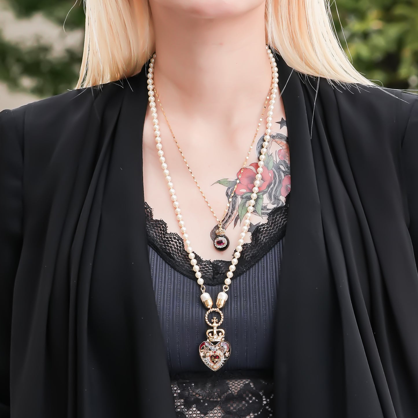 Crown Heart Majolica Pearl Necklace - Red3