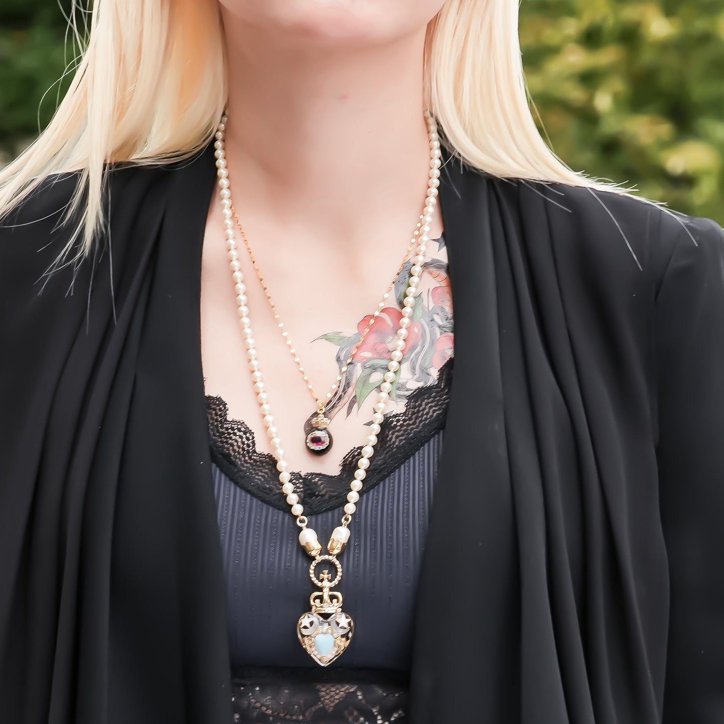 Crown Heart Majolica Pearl Necklace - Turquoise