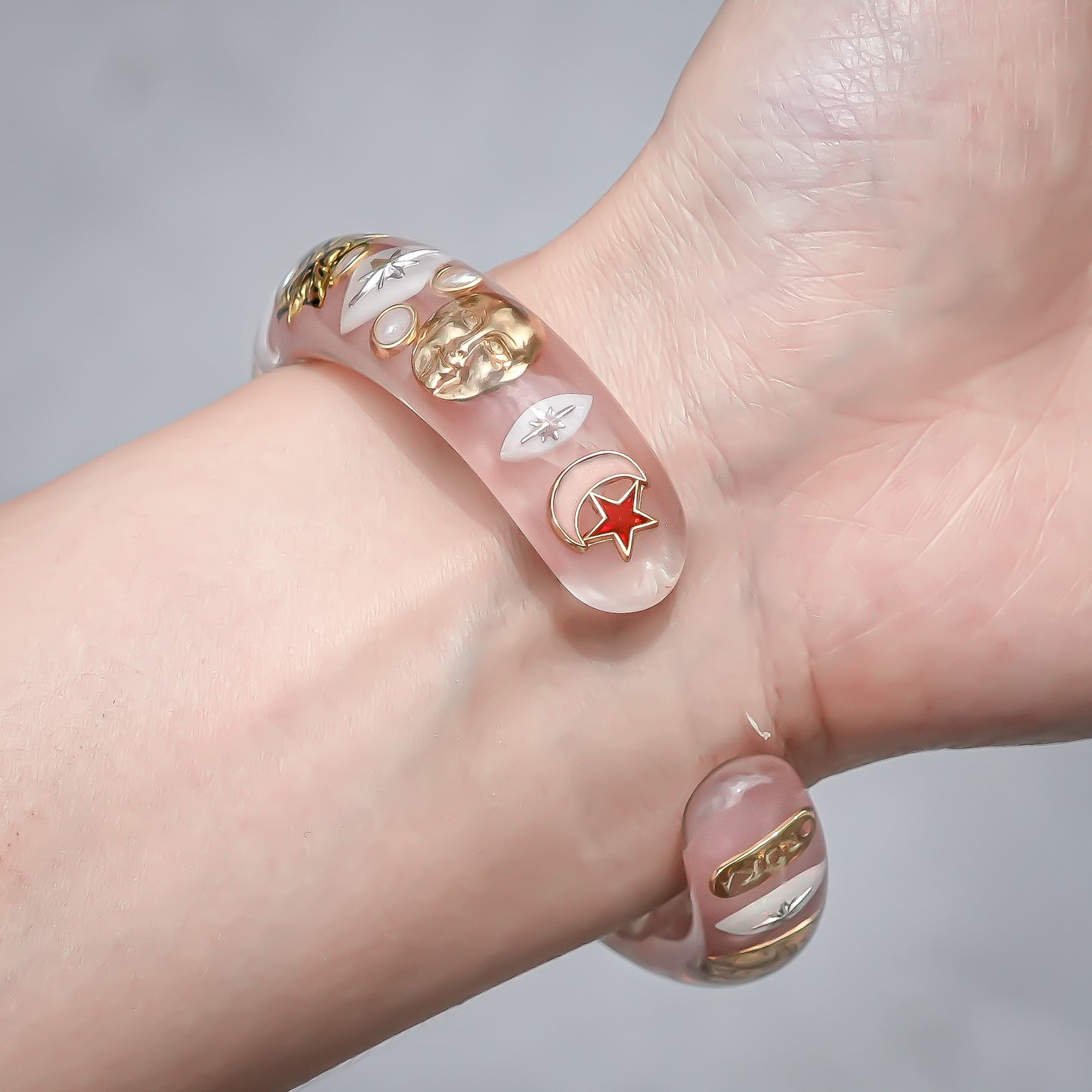 Star Spell Bracelet - Smoky Pink × Red