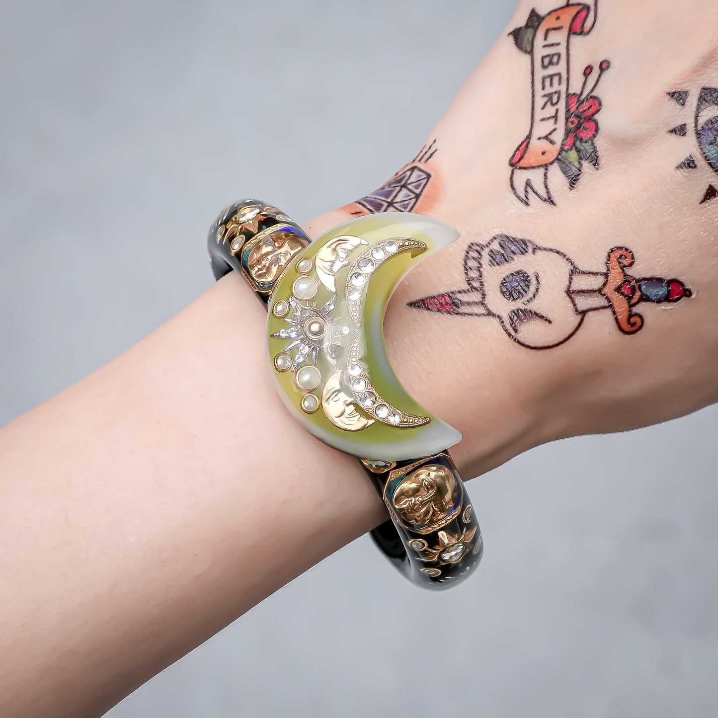 Yellow Moon Spell Bracelet - Black × Yellow