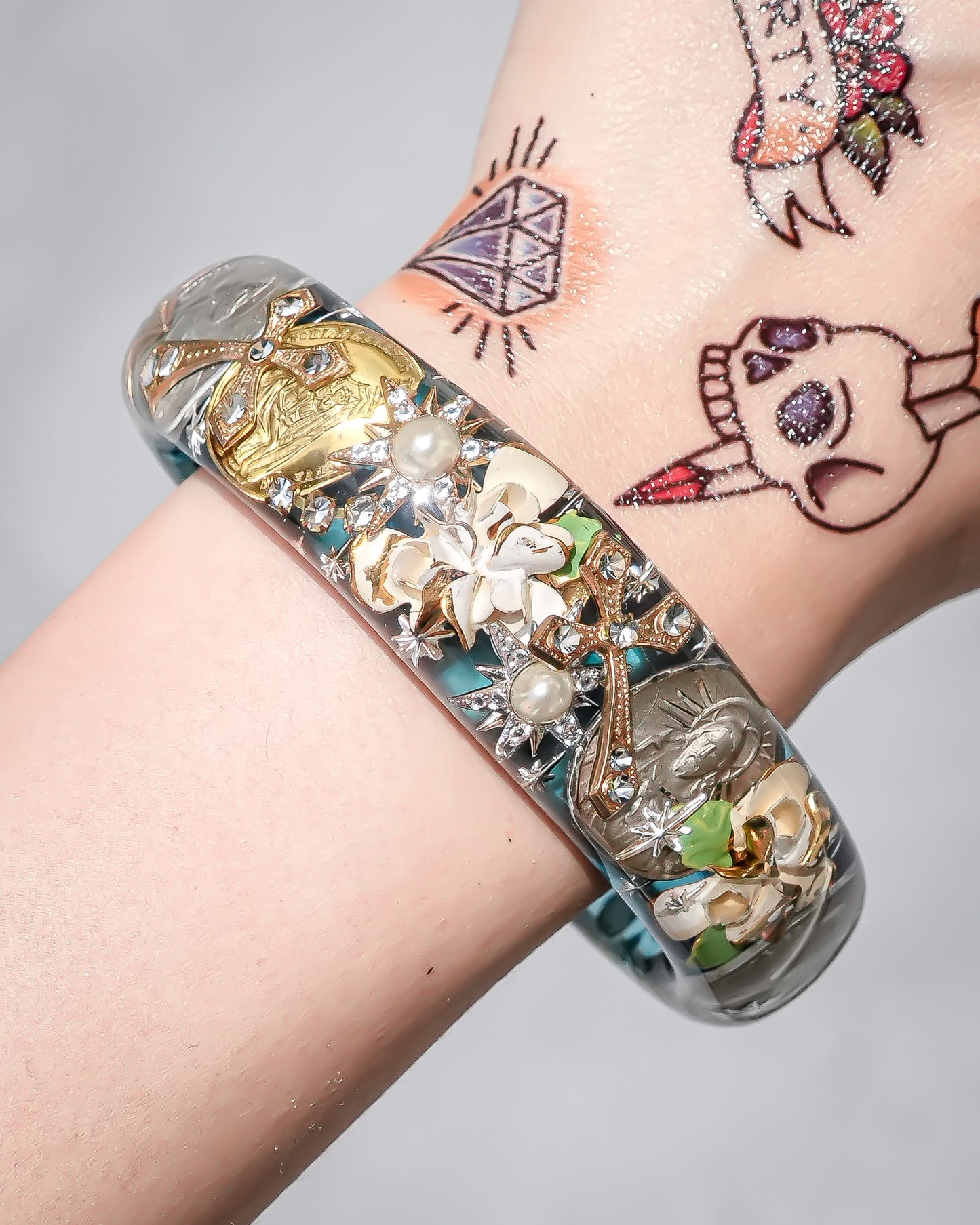 Blue Sky Talisman Bracelet - Sky Blue × White