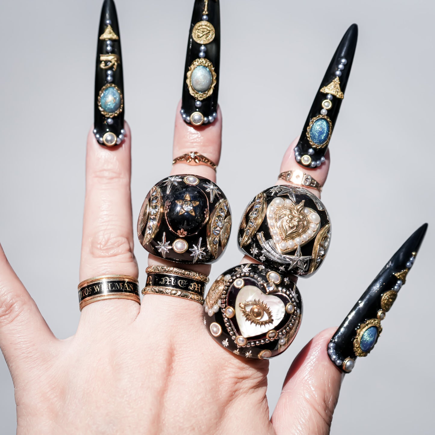 French Antique Heart Shooting Star Ring - Black × Gold / #12