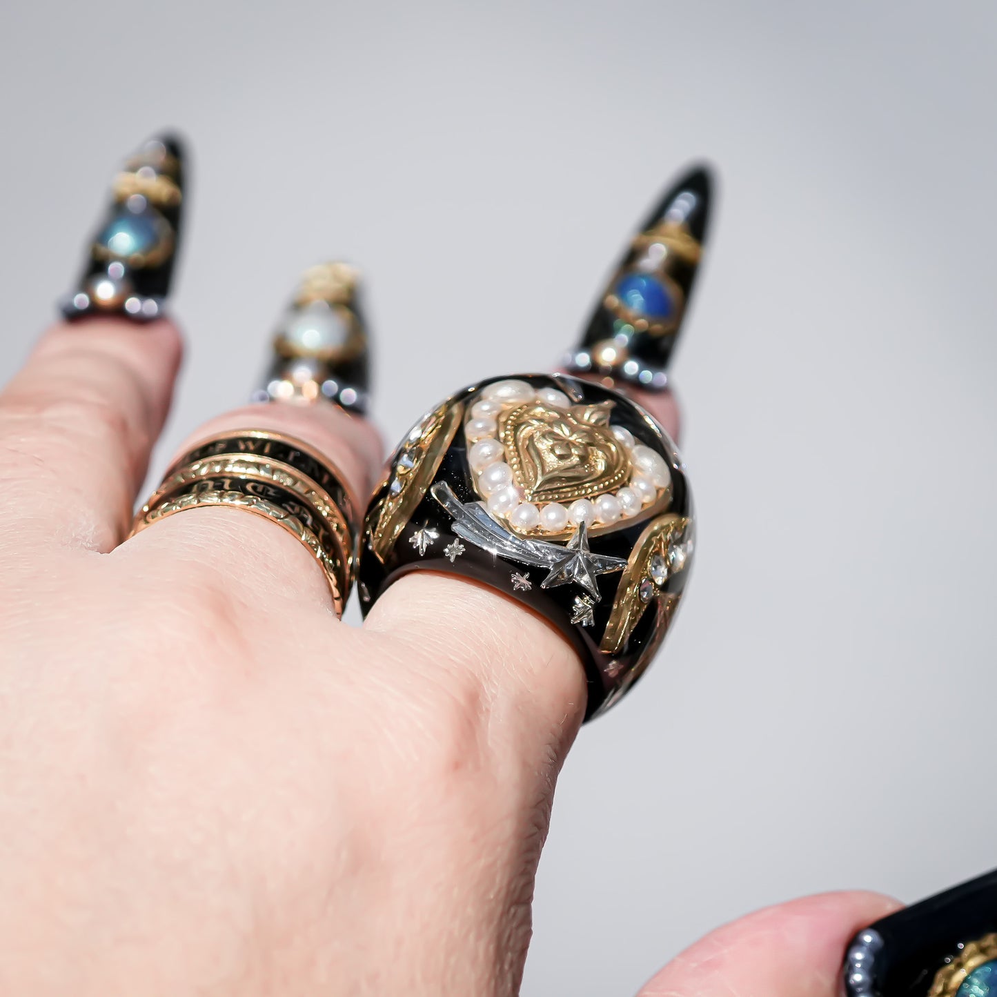French Antique Heart Shooting Star Ring - Black × Gold / #12