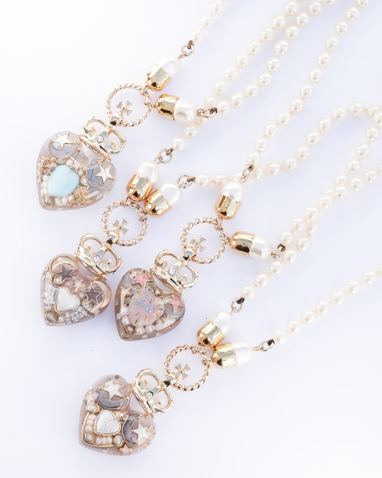 Crown Heart Majolica Pearl Necklace - Opal Pink