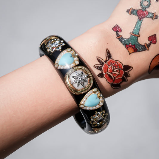 Turquoise Heart Antique Button Bracelet - Black × Turquoise